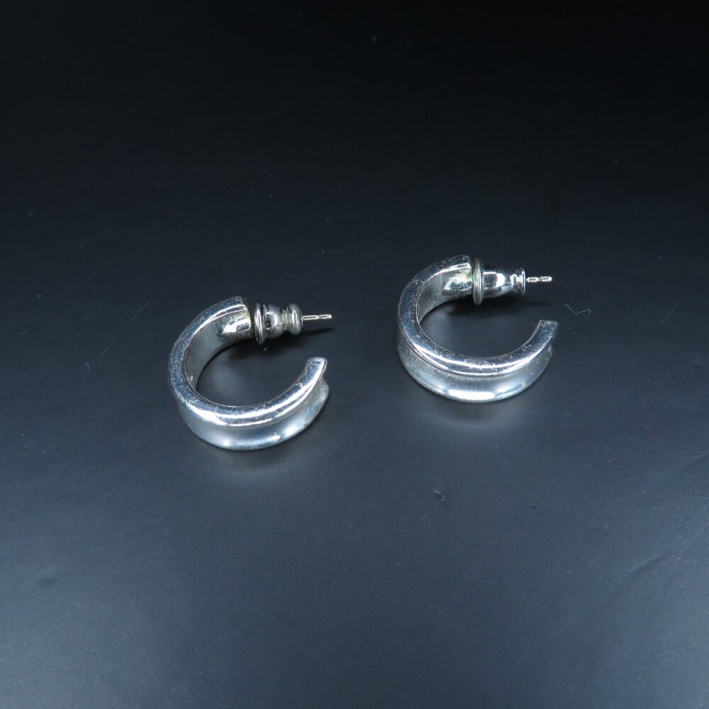 Small Silver Tone Hoop - Picture 4 of 8
